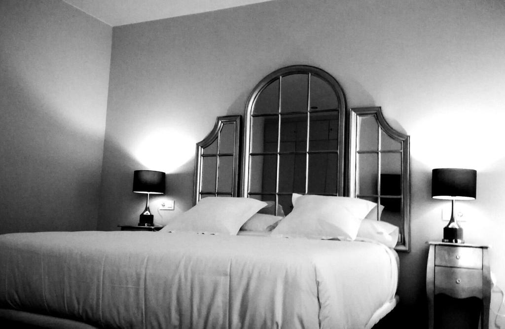 Los Amigos Vip Rooms Мадрид Экстерьер фото