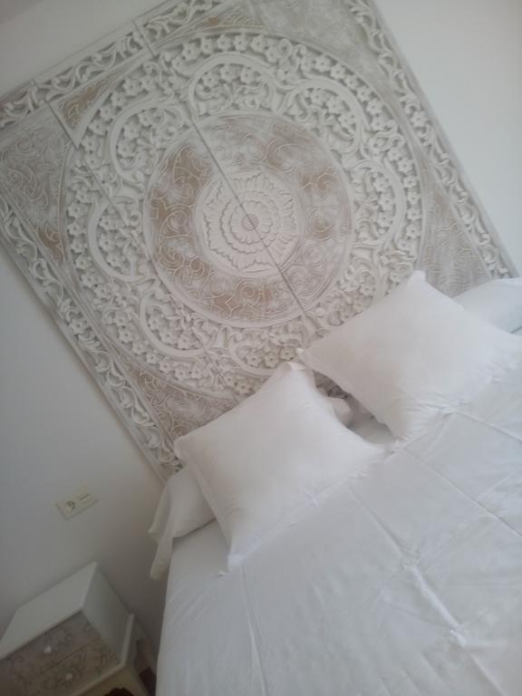 Los Amigos Vip Rooms Мадрид Экстерьер фото
