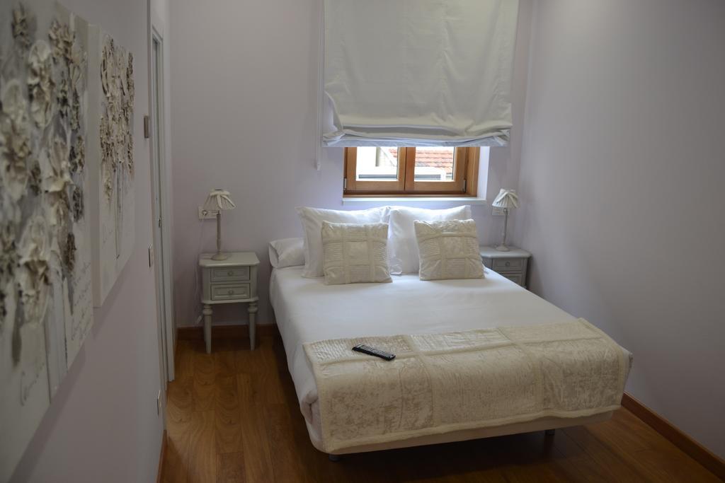 Los Amigos Vip Rooms Мадрид Экстерьер фото