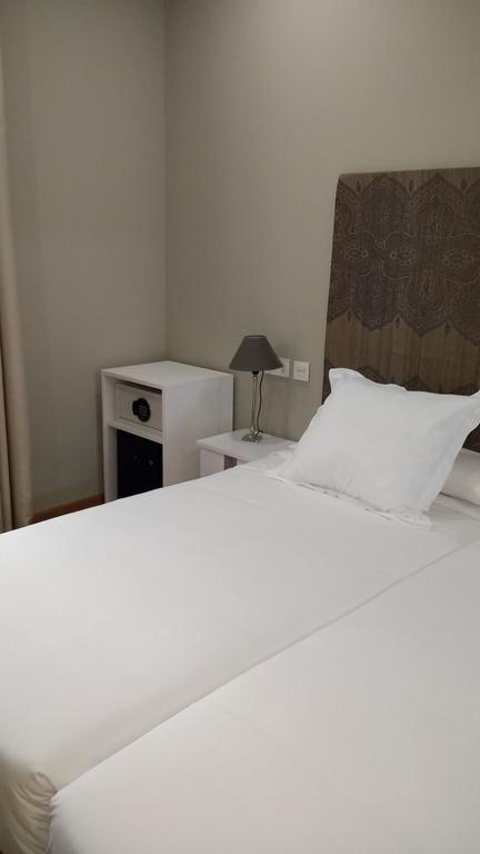 Los Amigos Vip Rooms Мадрид Экстерьер фото